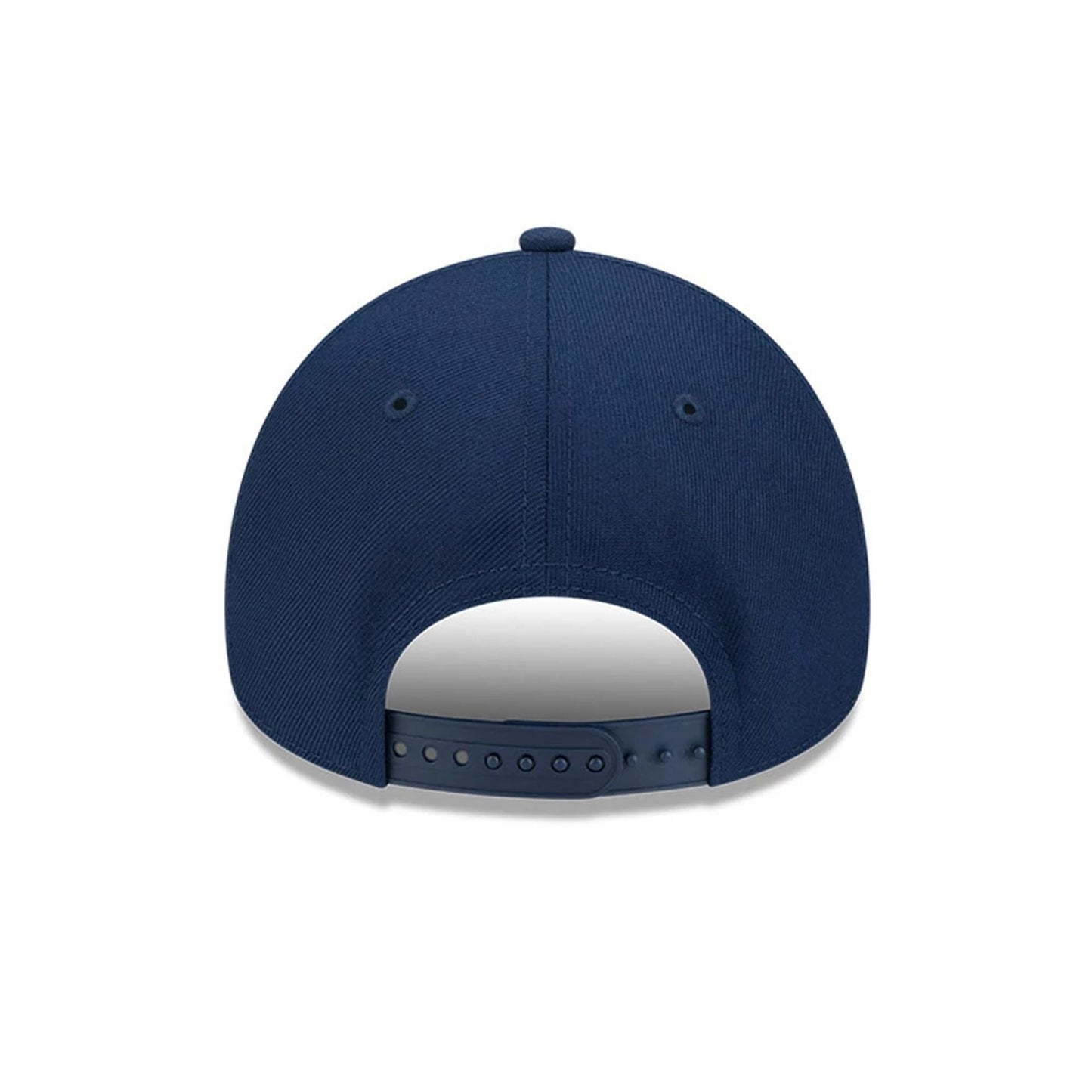Pictured is this Repreve® MLB Oceanside Chicago White Sox 9FORTY A-Frame cap in dark blue. 6