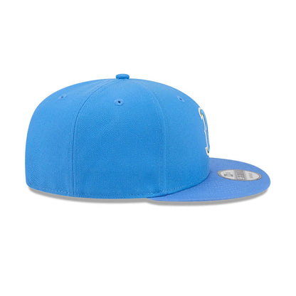 Pictured is this MLB Evergreen Boston Red Sox 9FIFTY Snapback cap in Blue. 6