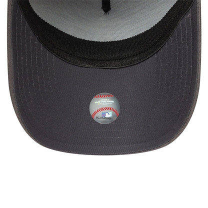 This is a Oakland Athletics MLB Suede Grey 39THIRTY A-Frame Stretch Fit Cap 4