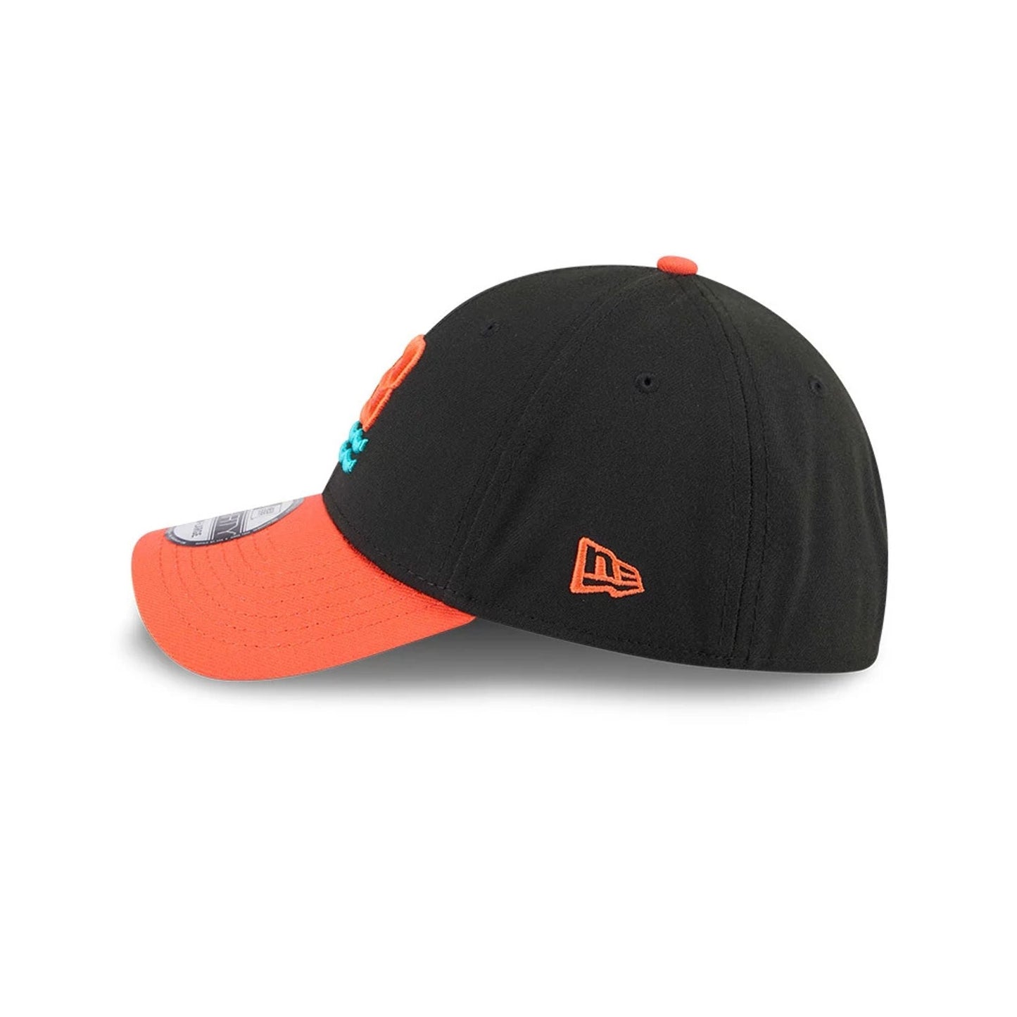 This is a Chesapeake Baysox MiLB AC Perf Black 39THIRTY Stretch Fit Cap 5