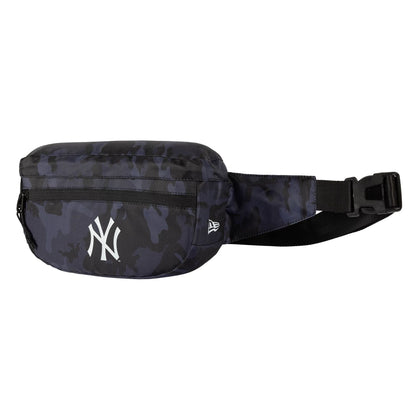 This is a New York Yankees MLB Black Waist Bag 1