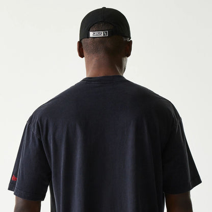 The Male model is wearing Chicago White Sox MLB City Connect G1 Black T-Shirt 6