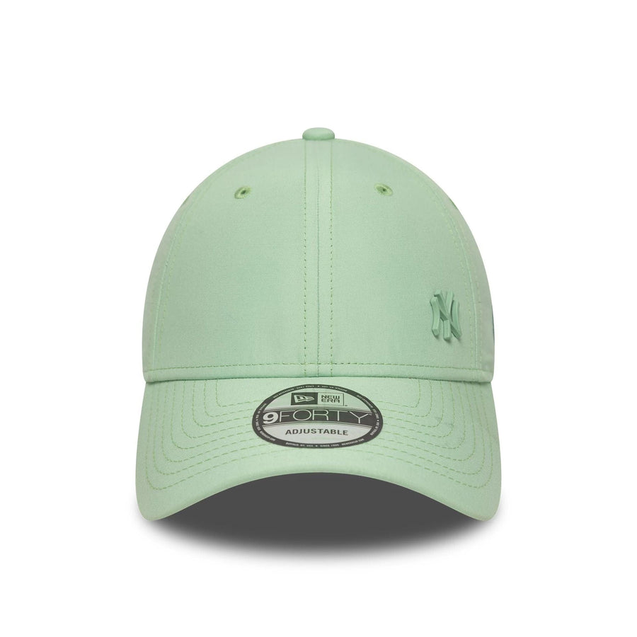 This is a New York Yankees Tonal Flawless Pastel Green 9FORTY Adjustable Cap 2
