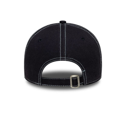 This is a New York Yankees Womens MLB Contrast Stitch Navy 9TWENTY Adjustable Cap 4