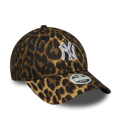 This is a New York Yankees Womens MLB Outline Leopard Black 9TWENTY Adjustable Cap 3