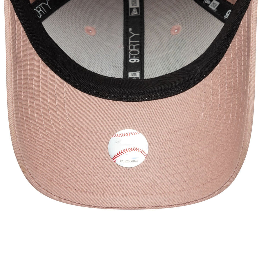This is a New York Yankees Womens MLB Beaded Pastel Pink 9FORTY Adjustable Cap 5