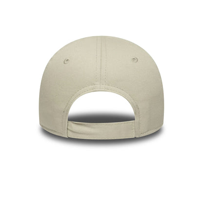 This is a New York Yankees Toddler Animal Icon Cream 9FORTY Adjustable Cap 4