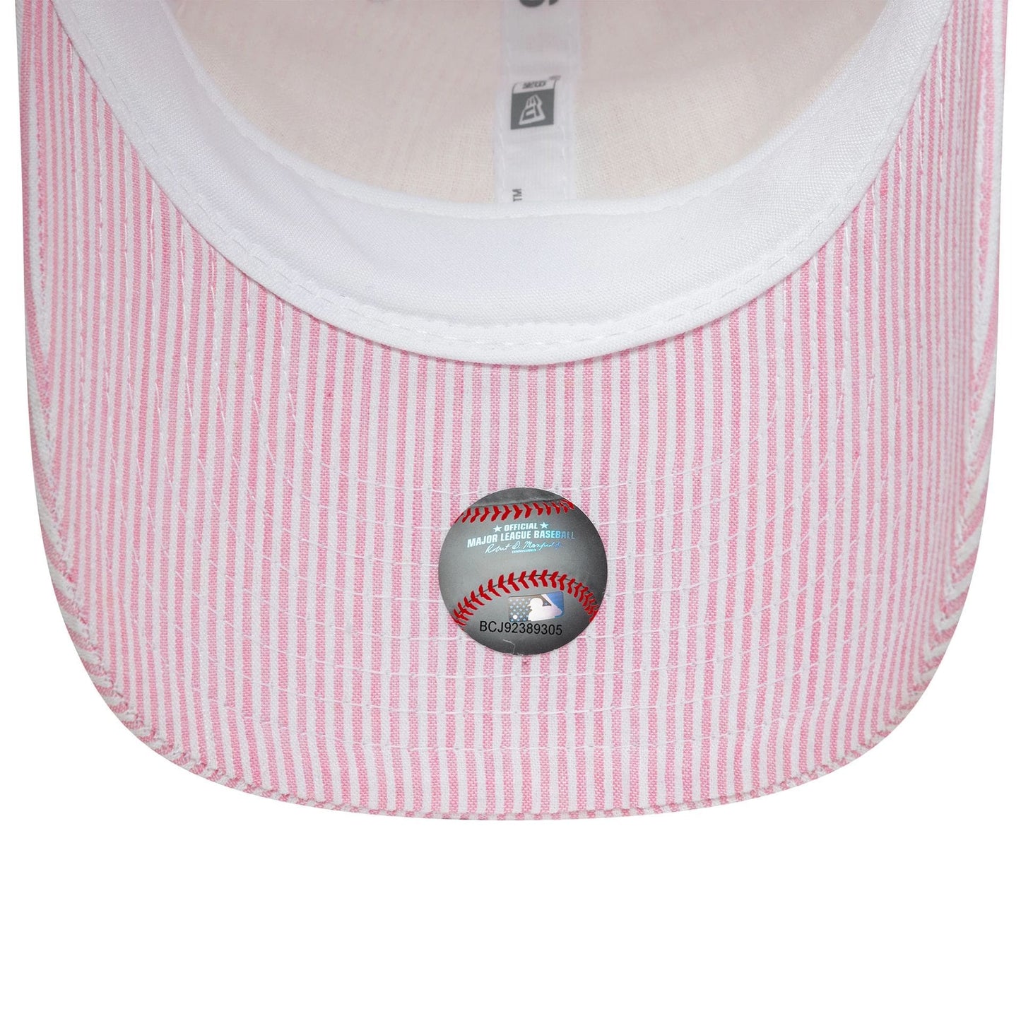 Pictured is this Youth MLB Seersucker LA Dodgers 9TWENTY cap in pastel pink. 5