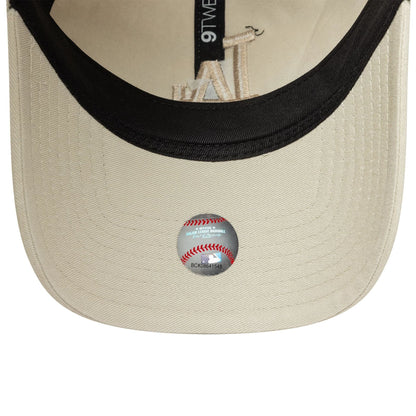 This is a LA Dodgers MLB Washed Cream 9TWENTY Trucker Adjustable Cap 5