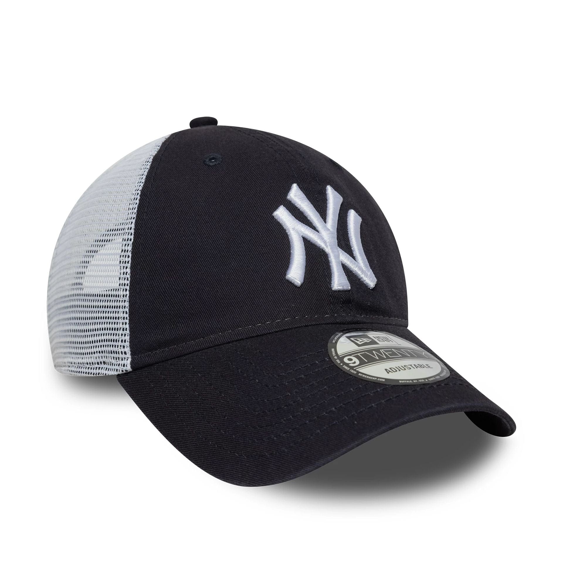 This is a New York Yankees MLB Washed Navy 9TWENTY Trucker Adjustable Cap 3