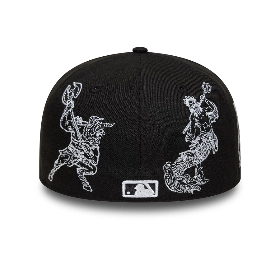 This is a New York Yankees MLB Mythical Black 59FIFTY FItted Cap 4