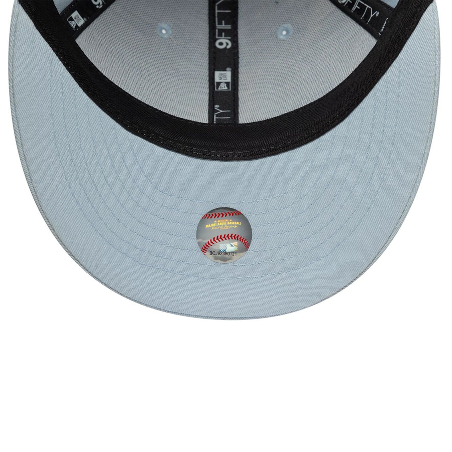 This is a LA Dodgers MLB Floral Pastel Blue Low Profile 9FIFTY Snapback Adjustable Cap 5