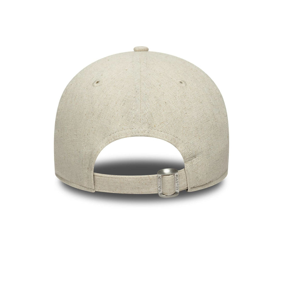 This is a New York Yankees MLB Linen Cream 9TWENTY Adjustable Cap 4