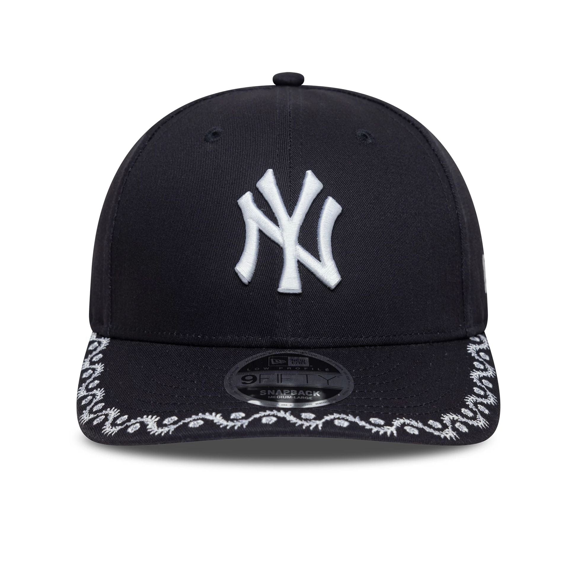 This is a New York Yankees MLB Floral Navy Low Profile 9FIFTY Snapback Adjustable Cap 2