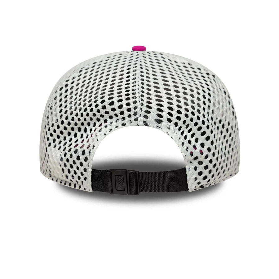 This is a New Era Running Dark Red Retro Crown 9FIFTY Adjustable Cap 4