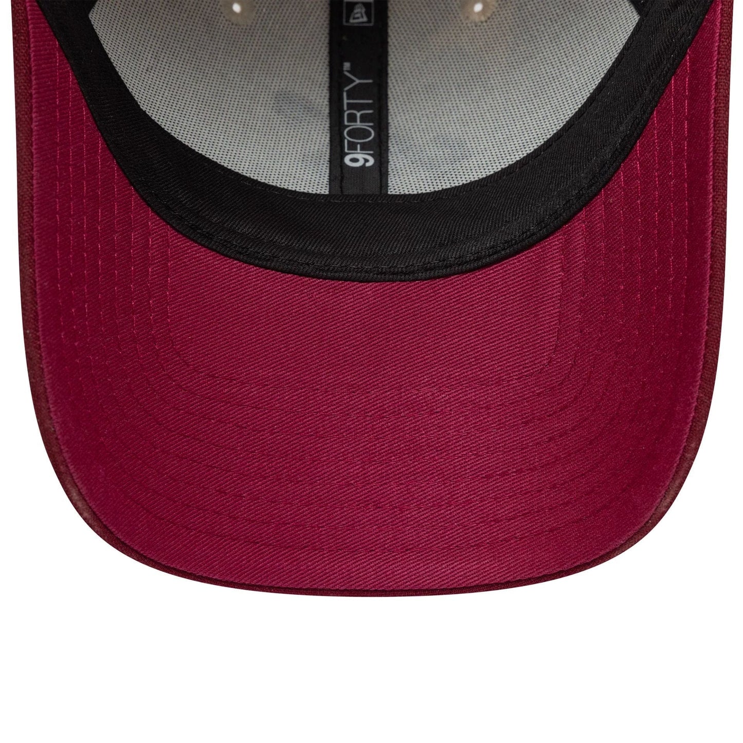 This is a New Era Linen Cream 9FORTY Adjustable Cap 5