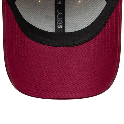 This is a New Era Linen Cream 9FORTY Adjustable Cap 5