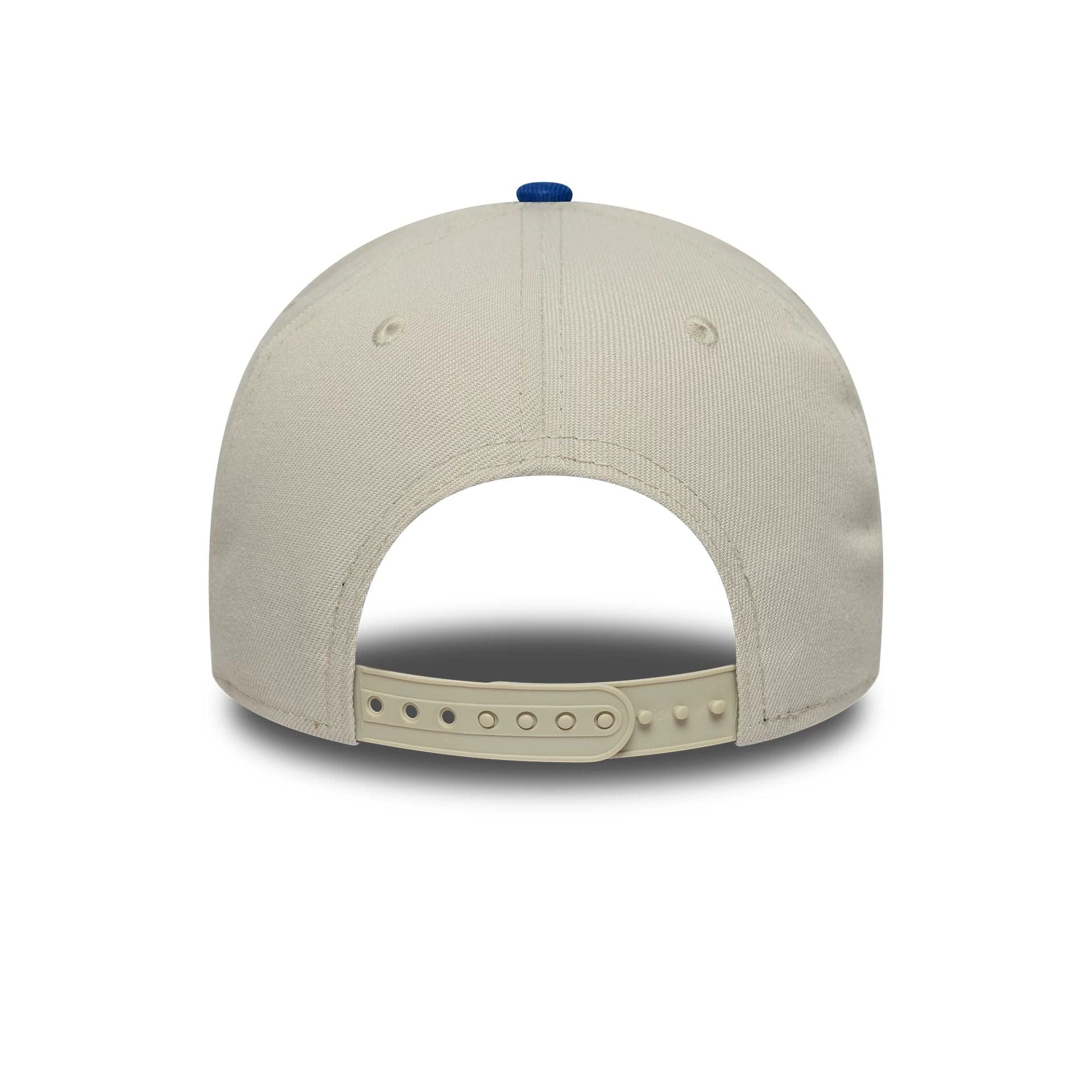 This is a Nascar Classics Flag White 9FORTY E-Frame Adjustable Cap 4