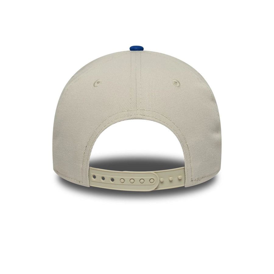 This is a Nascar Classics Flag White 9FORTY E-Frame Adjustable Cap 4