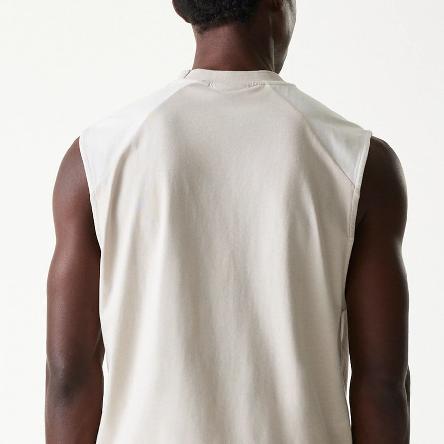 The Male model is wearing New York Yankees MLB Cream Sleeveless T-Shirt 7