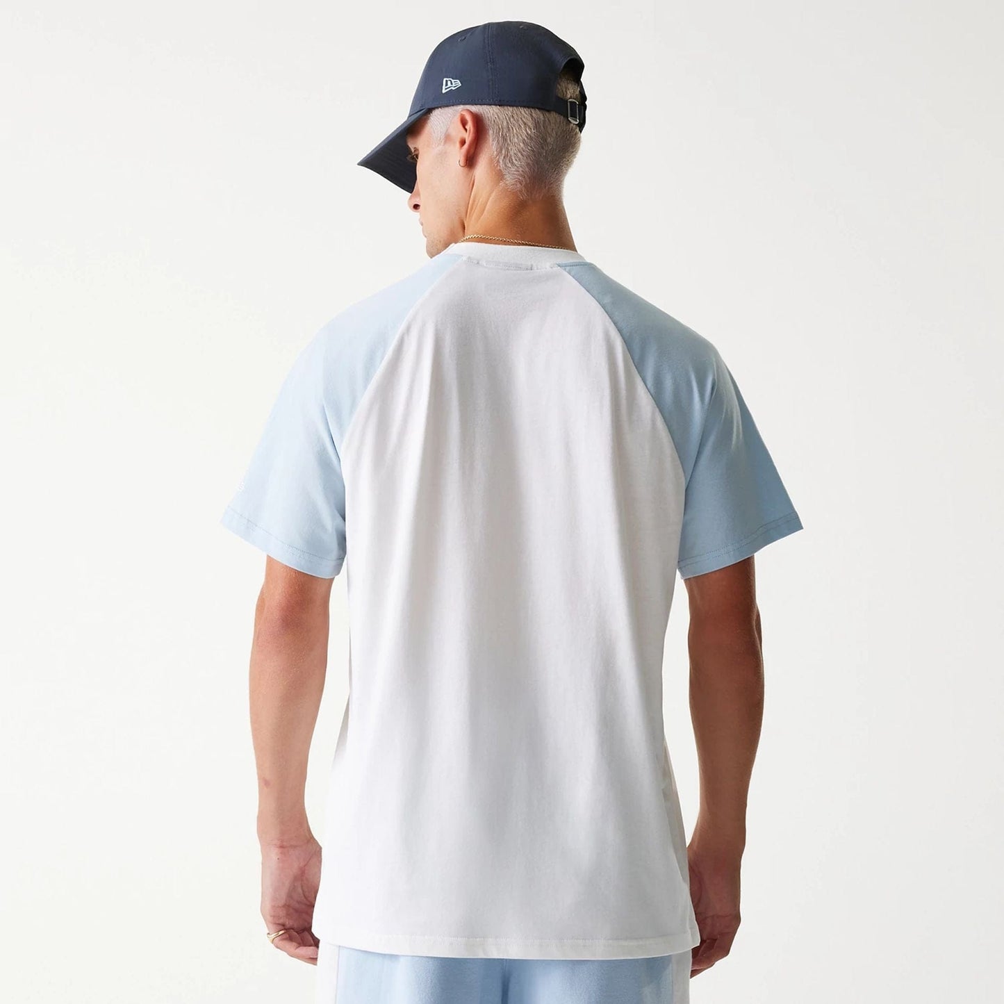 The Male model is wearing LA Dodgers MLB Raglan White Oversized T-Shirt 2