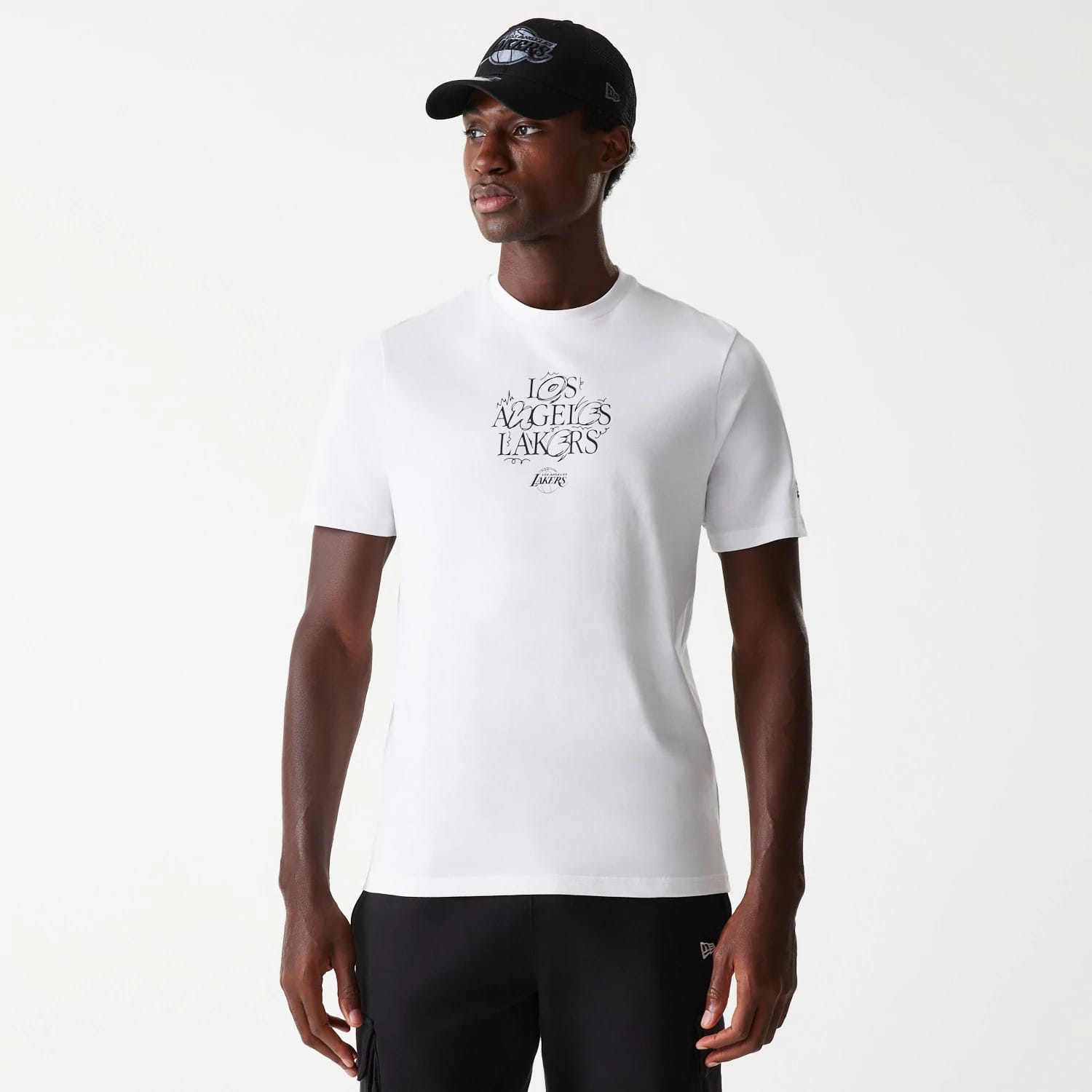 【現行・完売品】OFF THE COURT by NBA ラグビーシャツ【M】 NBA Court Graphic LA Lakers T-Shirt | NEC EU