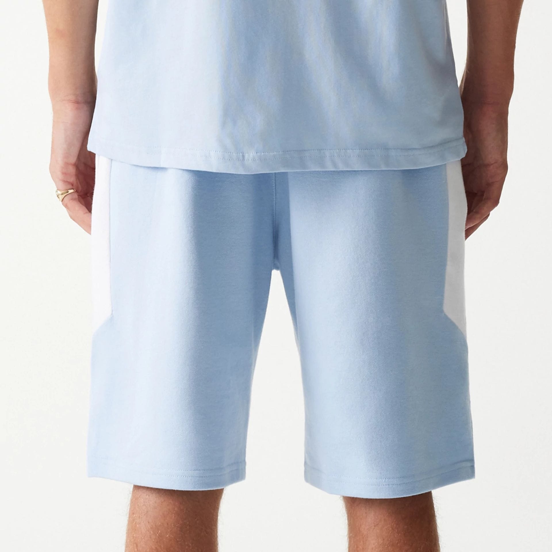 The Male model is wearing LA Dodgers MLB Raglan Pastel Blue Shorts 6