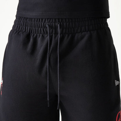 The Male model is wearing Chicago Bulls NBA Team Graphic Black Shorts 8