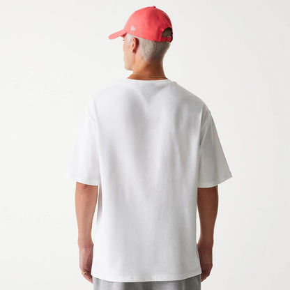 The Male model is wearing New York Yankees MLB World Series White Oversized T-Shirt 2