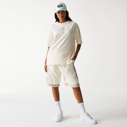 The Male model is wearing Seattle Mariners MLB Infill Open White Oversized T-Shirt 6