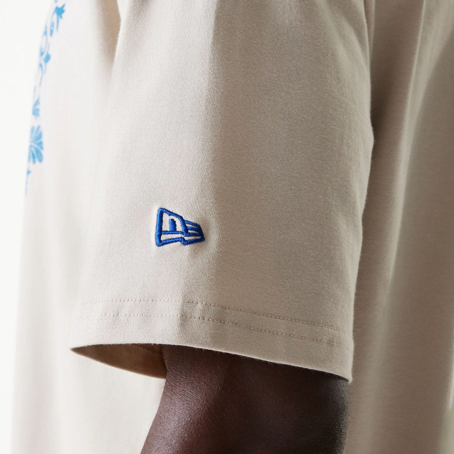 The Male model is wearing LA Dodgers MLB Floral Graphic Cream Oversized T-Shirt 5