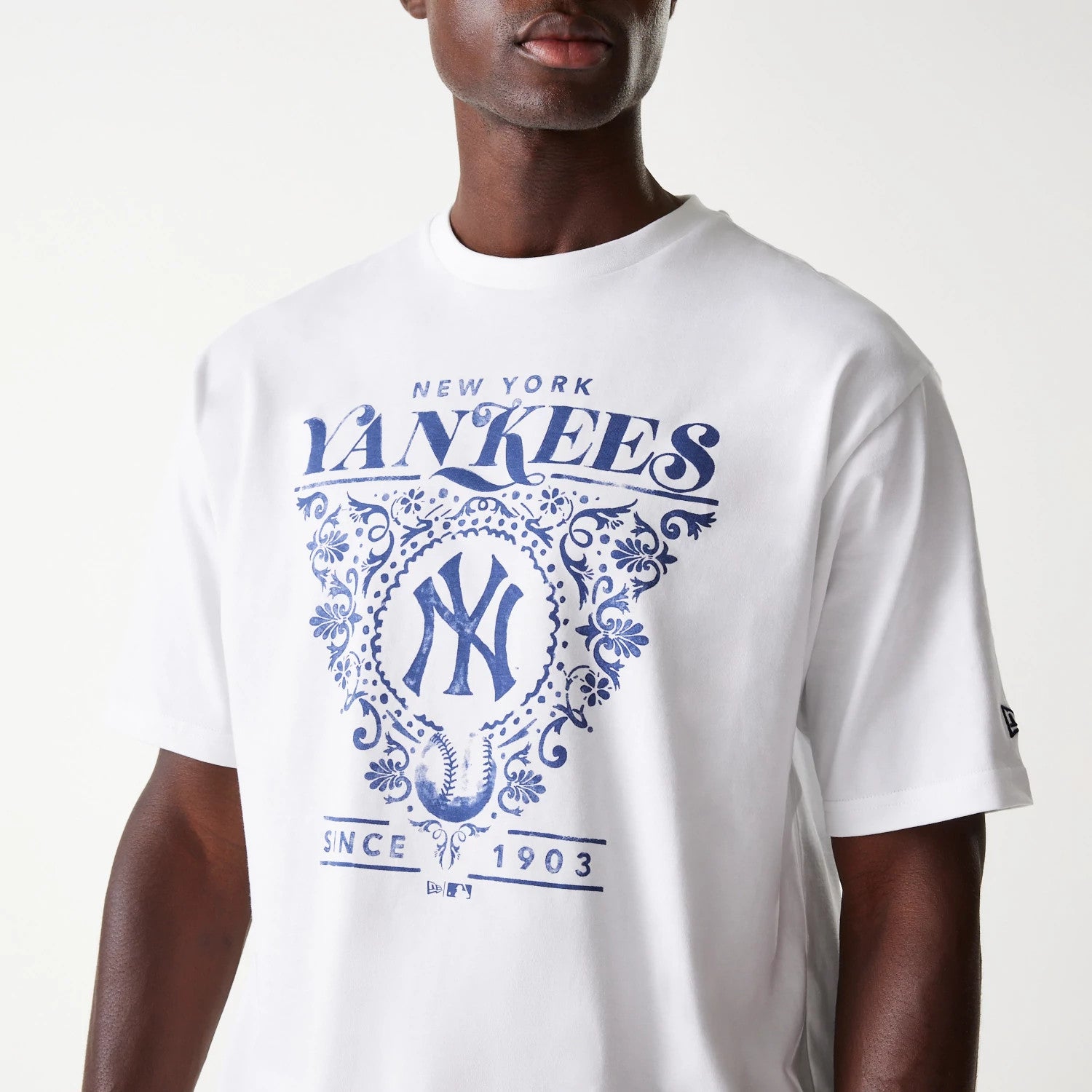 The Male model is wearing New York Yankees MLB Floral Graphic White Oversized T-Shirt 3