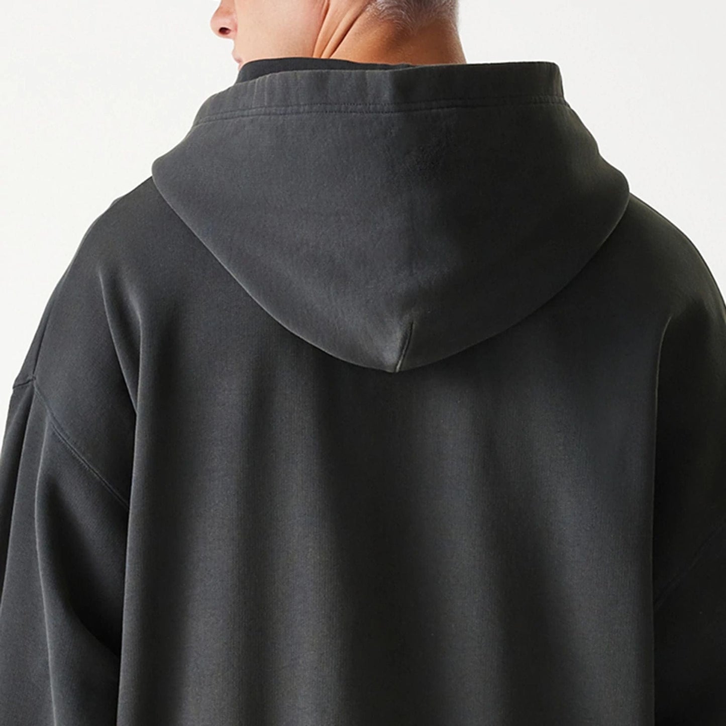 The Male model is wearing Chicago Bulls NBA Washed Grey Full Zip Hoodie 7