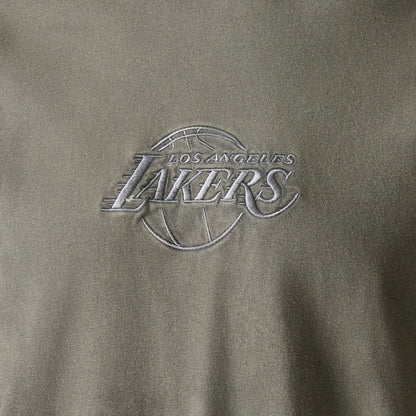 The Male model is wearing LA Lakers NBA Washed Grey Box T-Shirt 4