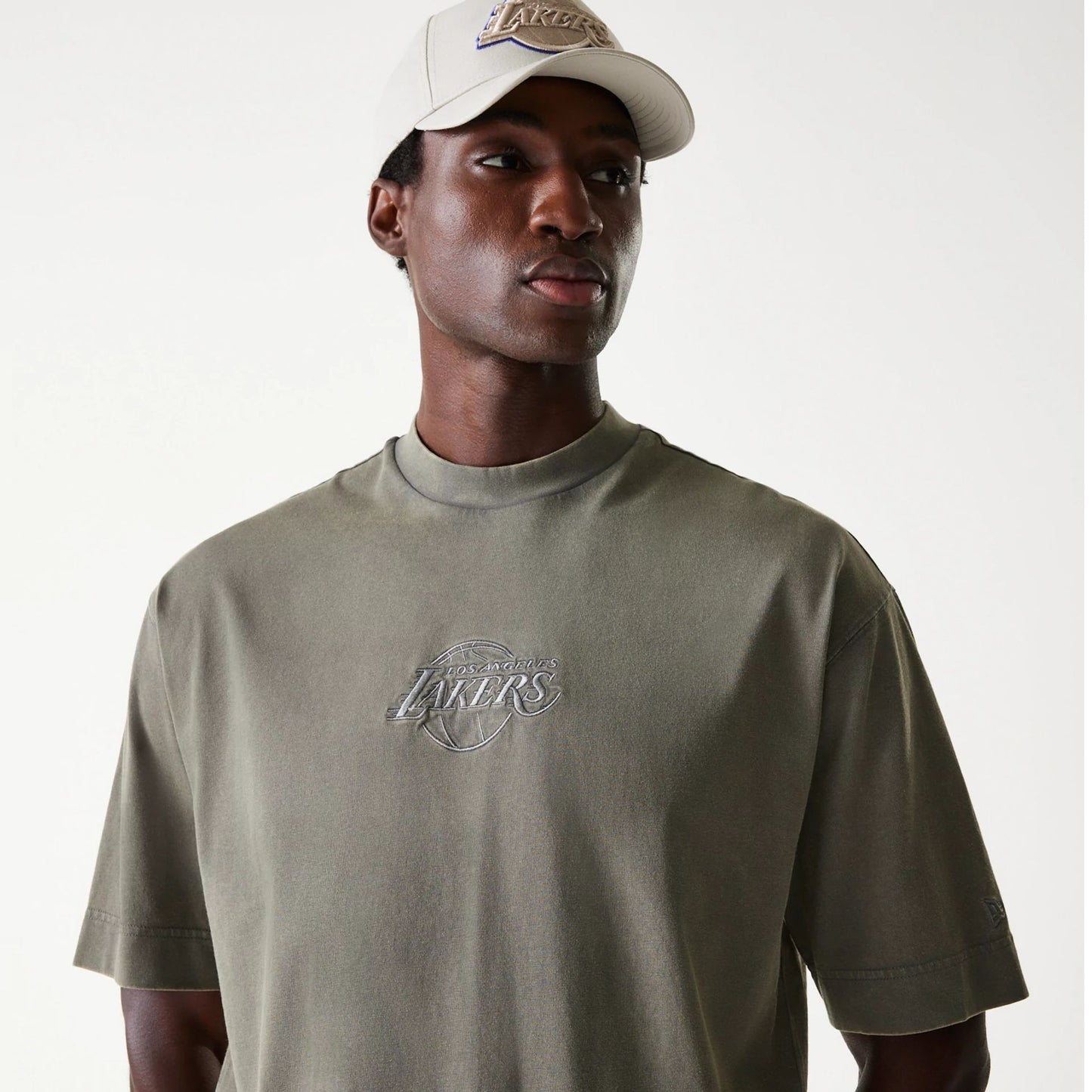The Male model is wearing LA Lakers NBA Washed Grey Box T-Shirt 6