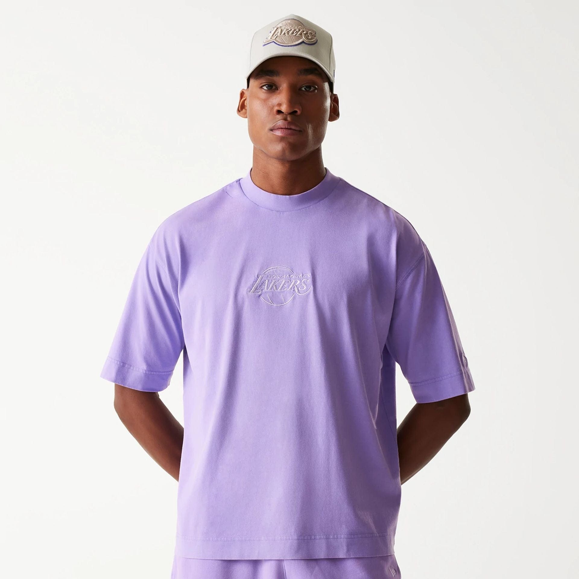 The Male model is wearing LA Lakers NBA Washed Purple Box T-Shirt 2