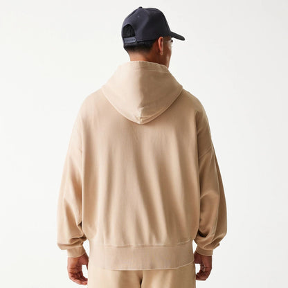 The Male model is wearing Chicago Bulls NBA Washed Beige Full Zip Hoodie 2