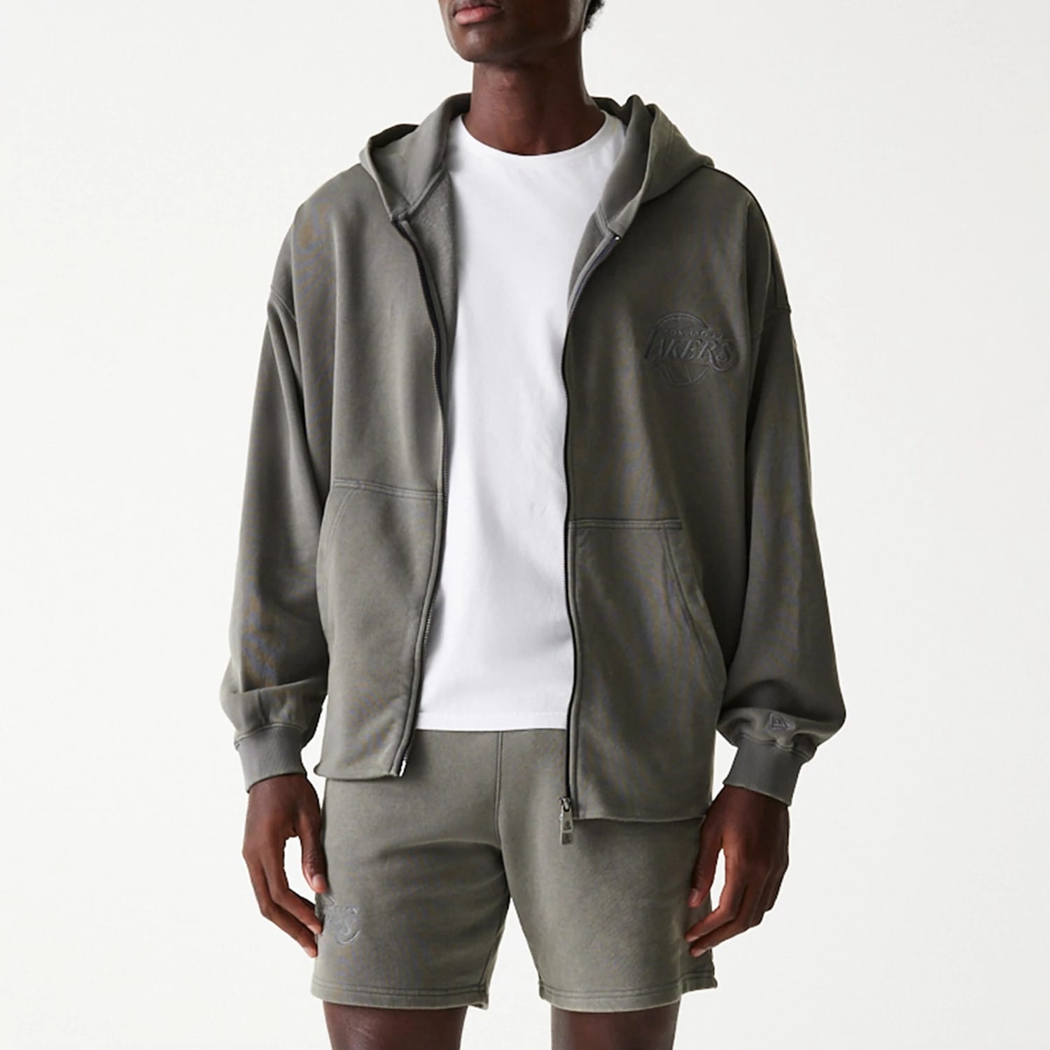The Male model is wearing LA Lakers NBA Washed Grey Full Zip Hoodie 3