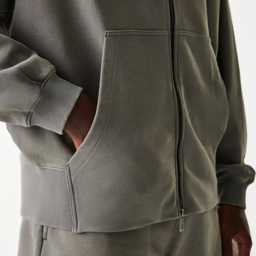 The Male model is wearing LA Lakers NBA Washed Grey Full Zip Hoodie 6