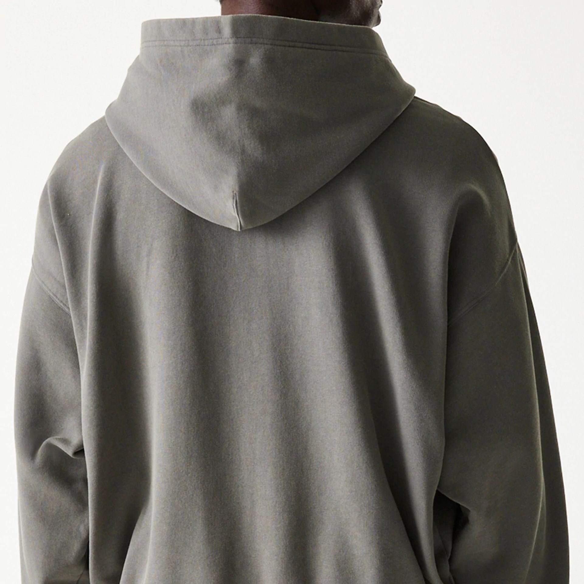 The Male model is wearing LA Lakers NBA Washed Grey Full Zip Hoodie 7