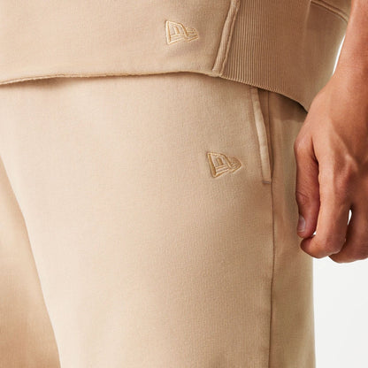 The Male model is wearing Chicago Bulls NBA Washed Beige Shorts 6