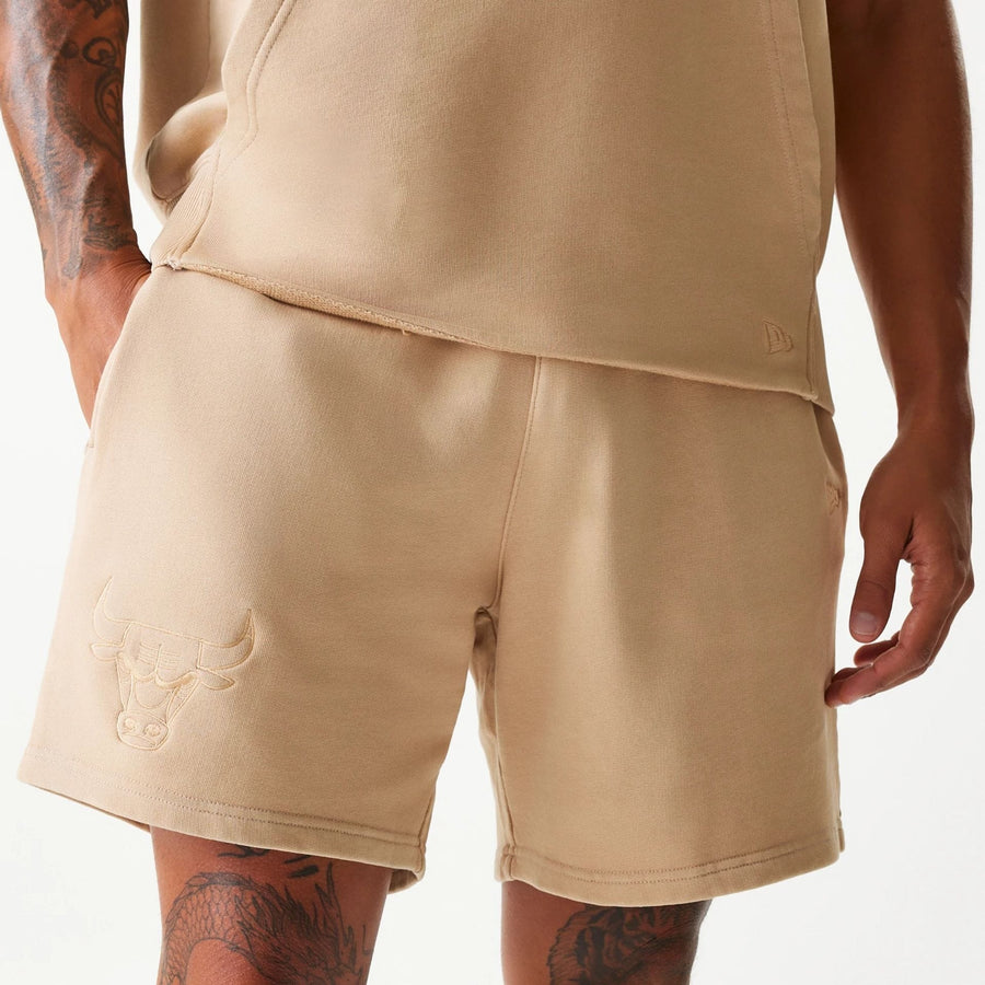 The Male model is wearing Chicago Bulls NBA Washed Beige Shorts 4