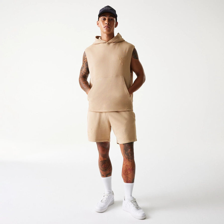 The Male model is wearing Chicago Bulls NBA Washed Beige Shorts 8