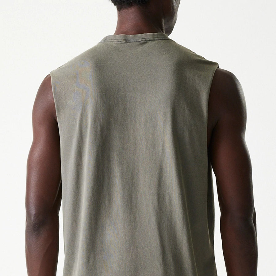 The Male model is wearing LA Lakers NBA Washed Grey Sleeveless T-Shirt 5