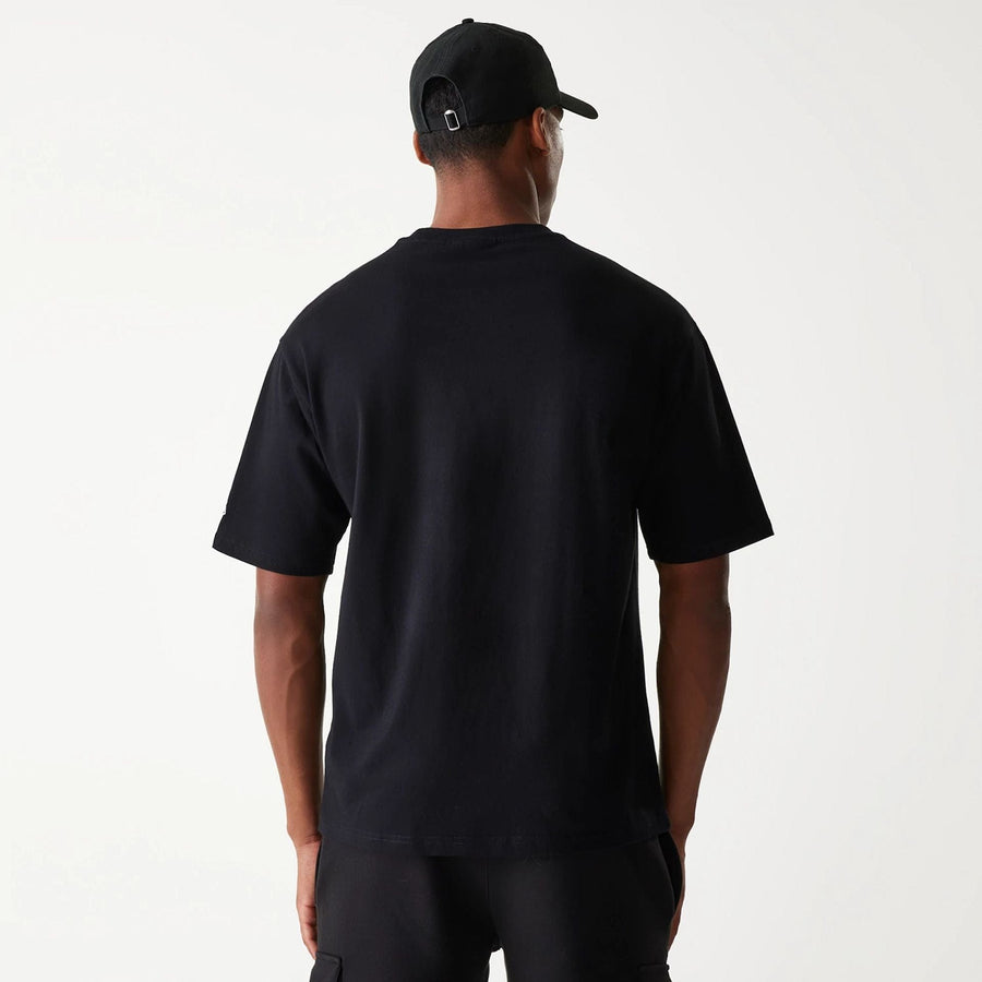 The Male model is wearing Kansas City Chiefs NFL Super Bowl Black Oversized T-Shirt 2