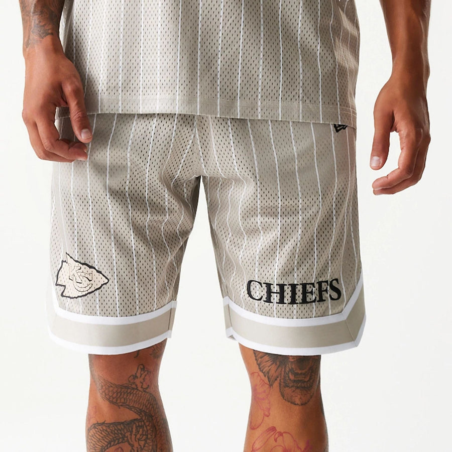 The Male model is wearing Kansas City Chiefs NFL Pinstripe Cream Shorts 3
