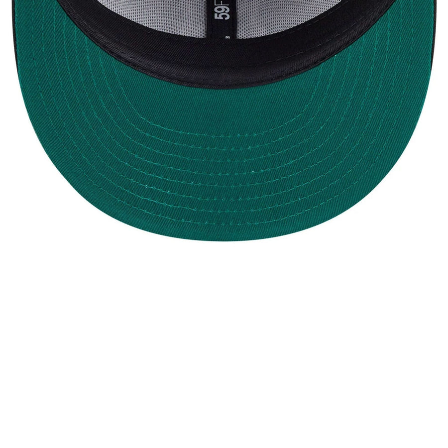 This is a New York Yankees Tonal Florals Black 59FIFTY Fitted Cap 2