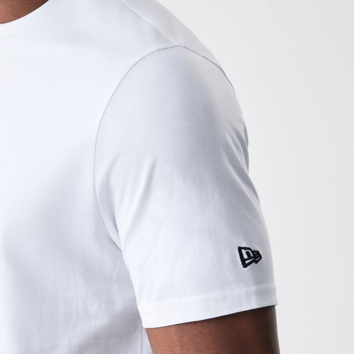 The Male model is wearing New York Yankees MLB Logo White T-Shirt 5