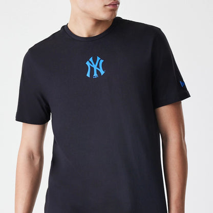 The Male model is wearing New York Yankees MLB Logo Black T-Shirt 3