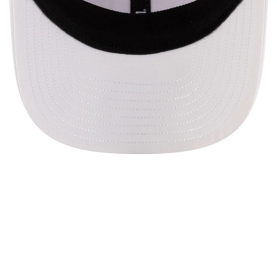 This is a Red Bull Racing Max Verstappen Japan Race Special White 9SEVENTY Stretch Snap Adjustable Cap 7